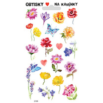 Obtisky na kamínky kytky a motýlci